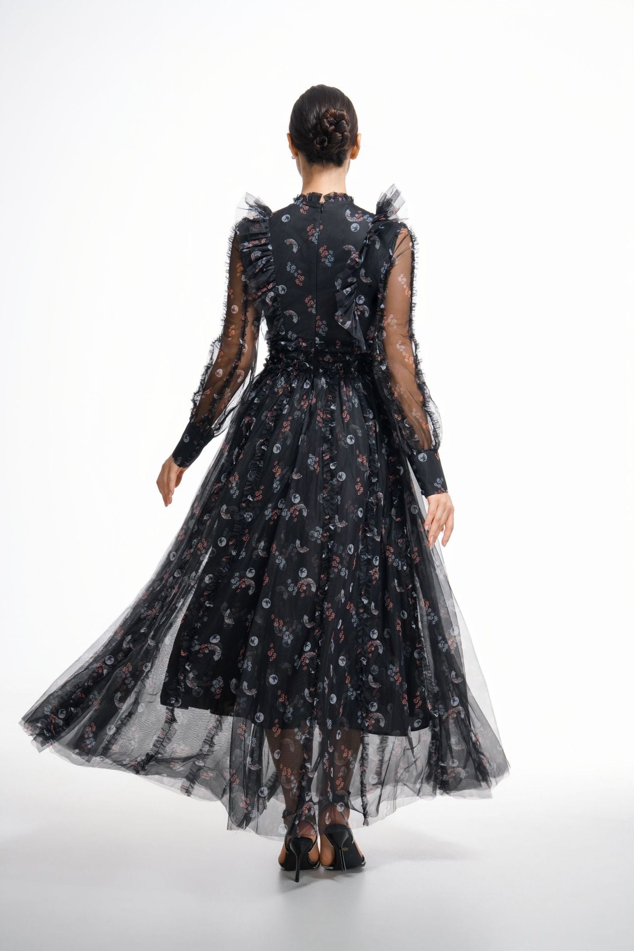 Elegant Black Ruffled Long Sleeve Floral Maxi Prom Dress