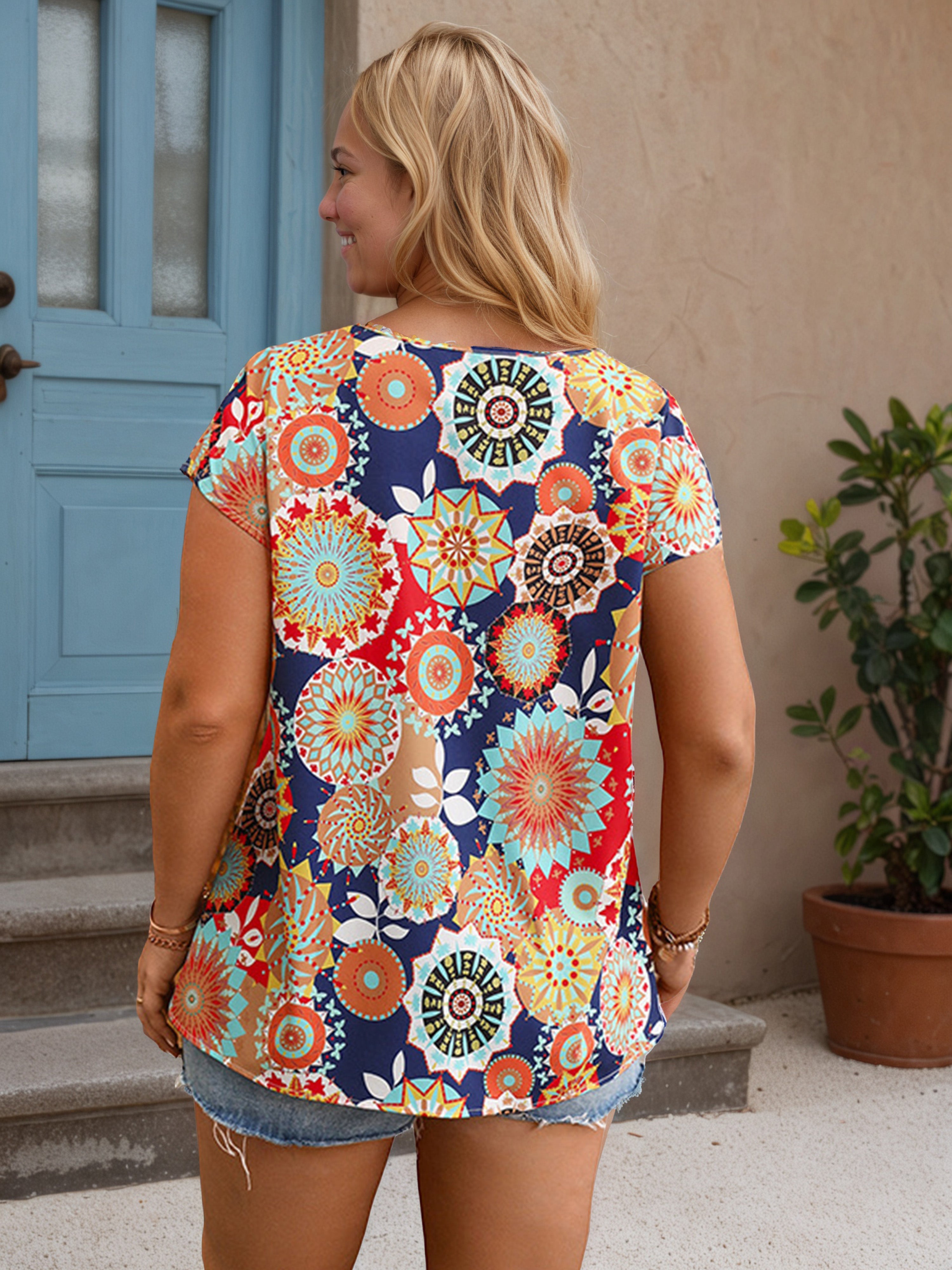 Plus Floral Printed Short Sleeves V-Neck Blouse