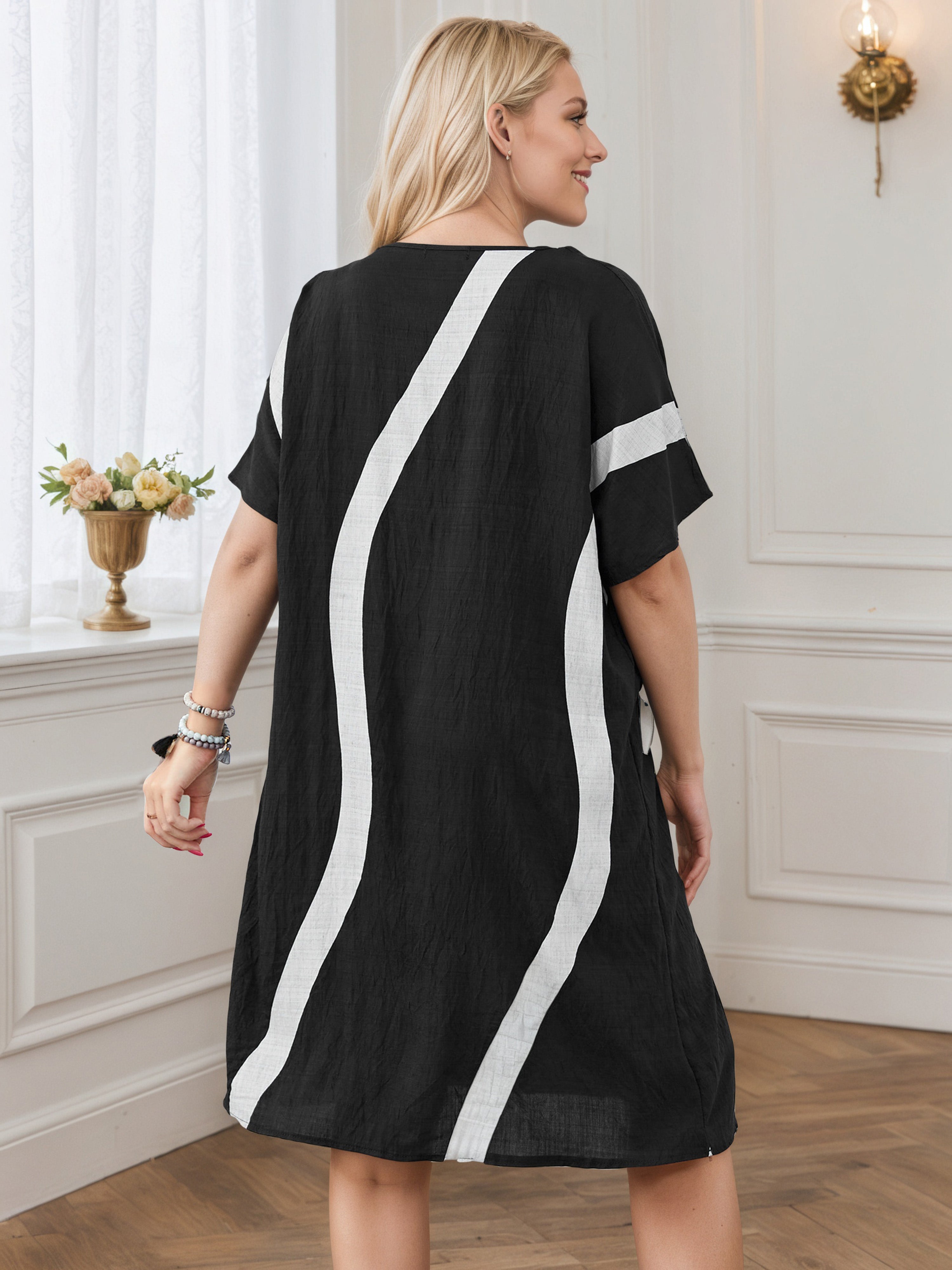 Crew Neck Loose Knee Length Black Contrast Plus Size Dress