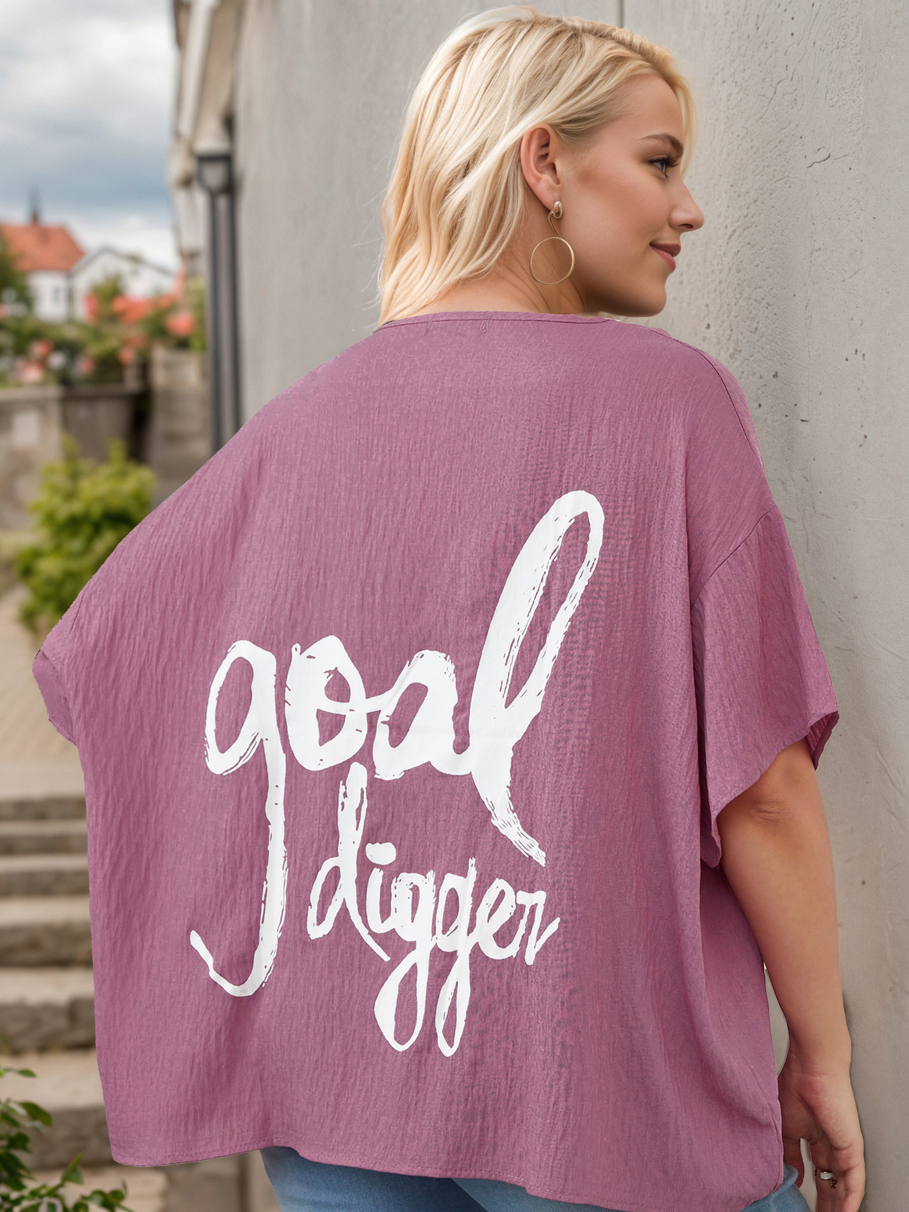 Plus Wisteria Letter Print Round Neck Batwing Sleeve Tee