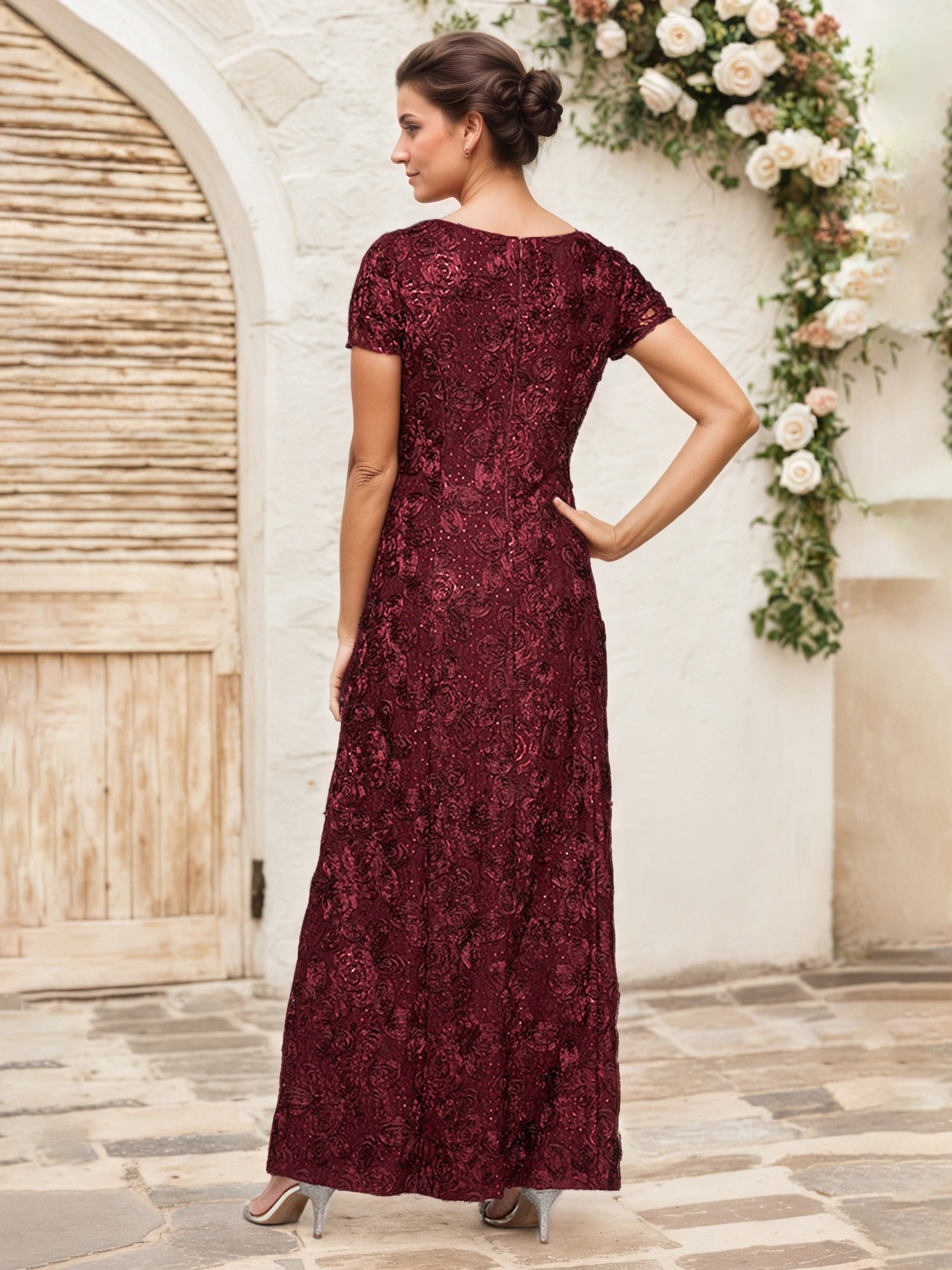 Sheath/Column Short Sleeves Round Neck Floral Burgundy Mother Of The Bride Dresses