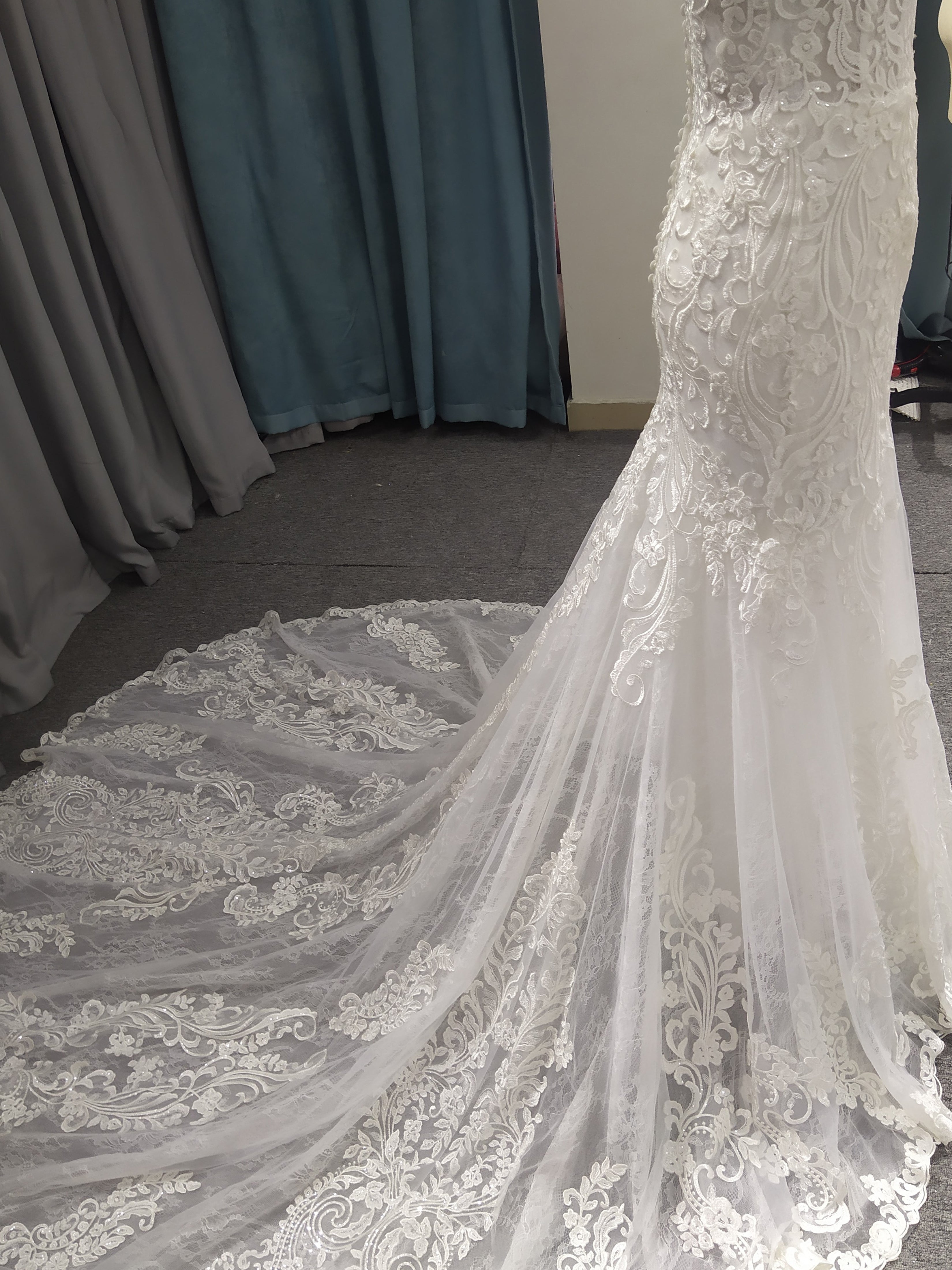Mermaid Sweetheart Court Train Wedding Dresses With Lace
