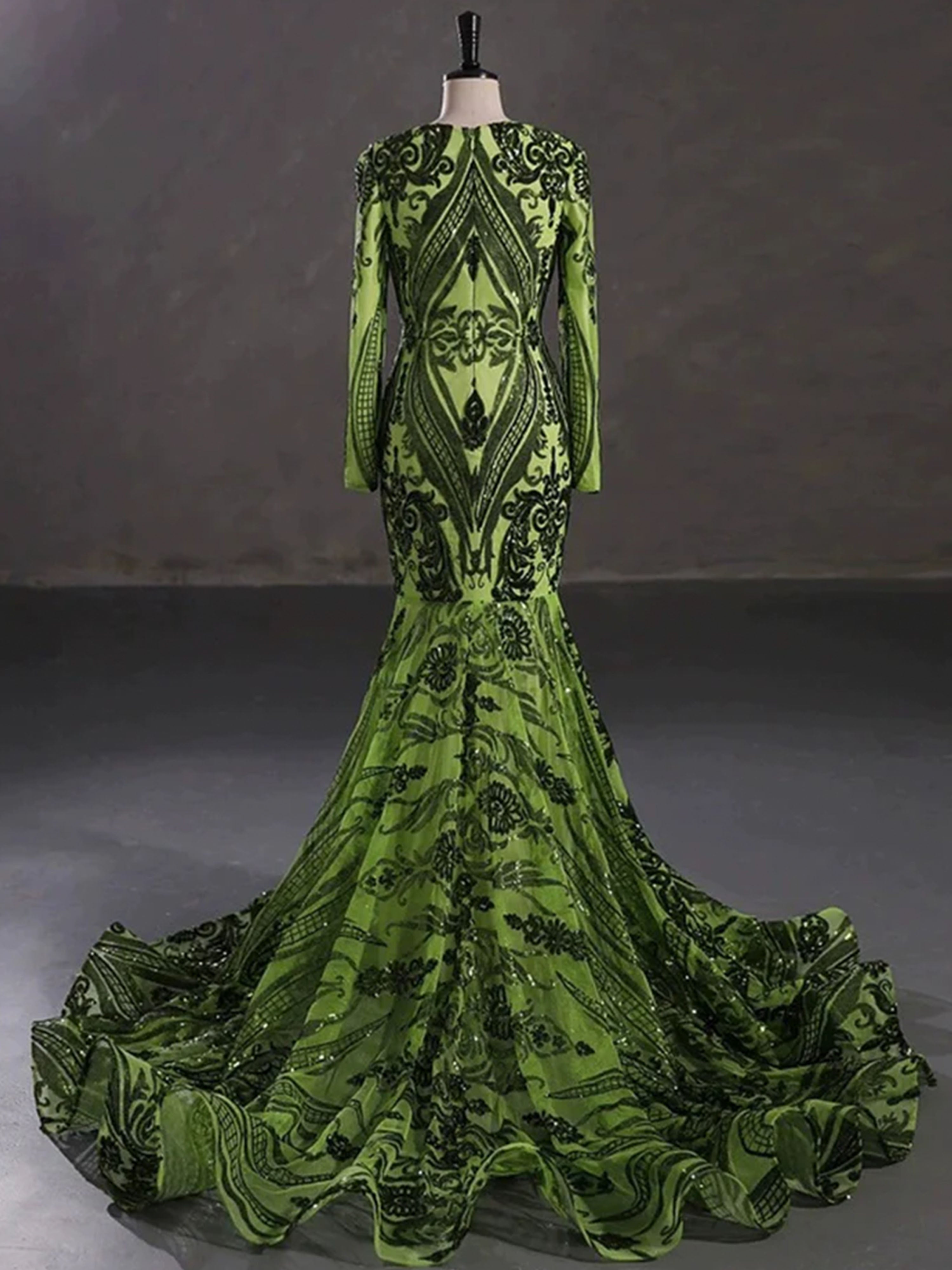 Clover Prom Dress Gorgeous Trumpet/Mermaid Long Sleeves Sequins Lace Prom Dresses
