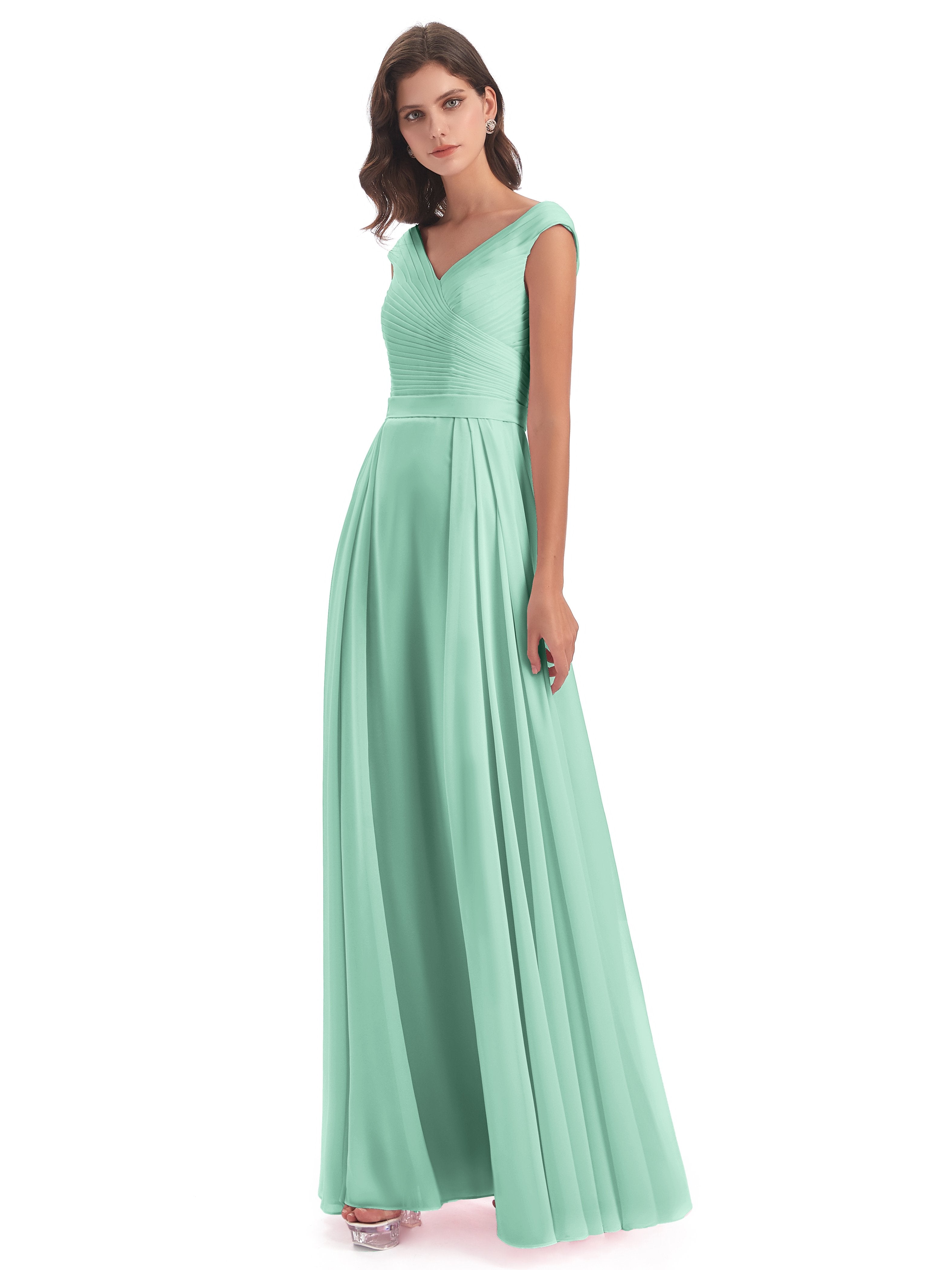 Long Mint Green Bridesmaid Dresses Beautiful Chiffon A-Line V-Neck Lon