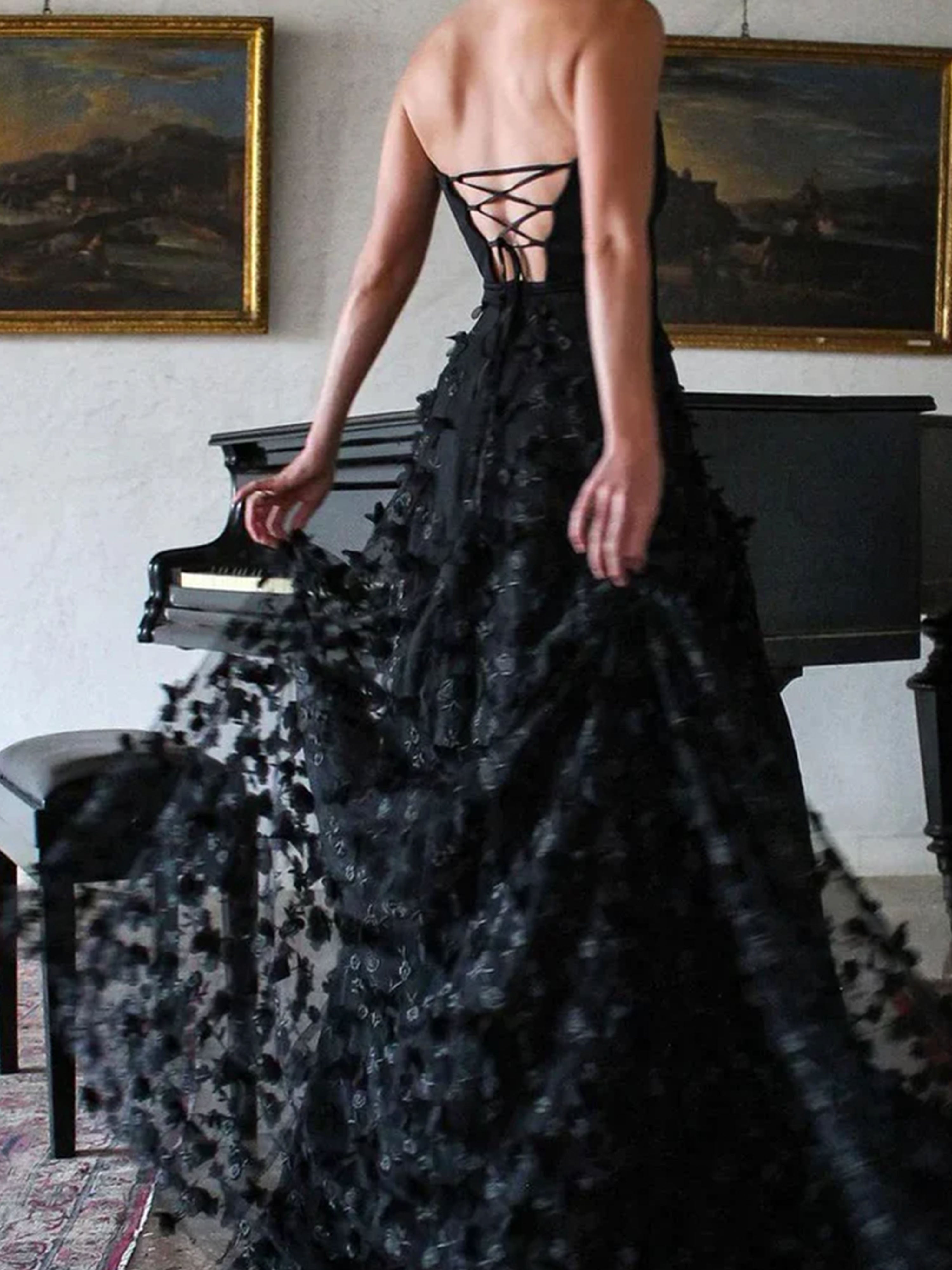 Elegant Strapless A Line Maxi Lace Prom Dresses With Split