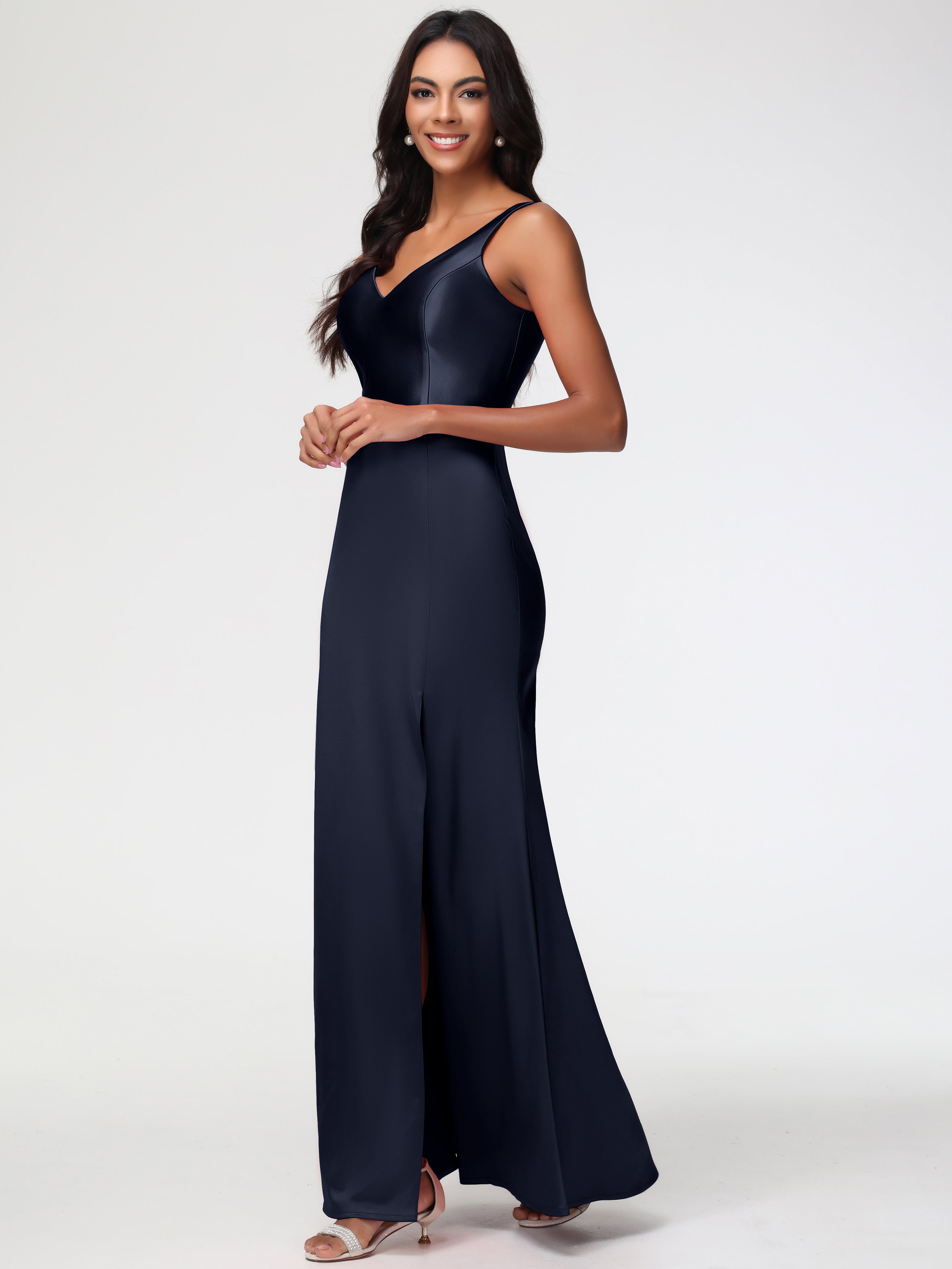 Dark Navy Bridesmaids Dresses Elegant Sleeveless Sheath/Column V-Neck Dark Navy Bridesmaids Dresses Elegant Sleeveless Sheath/Column V-Neck