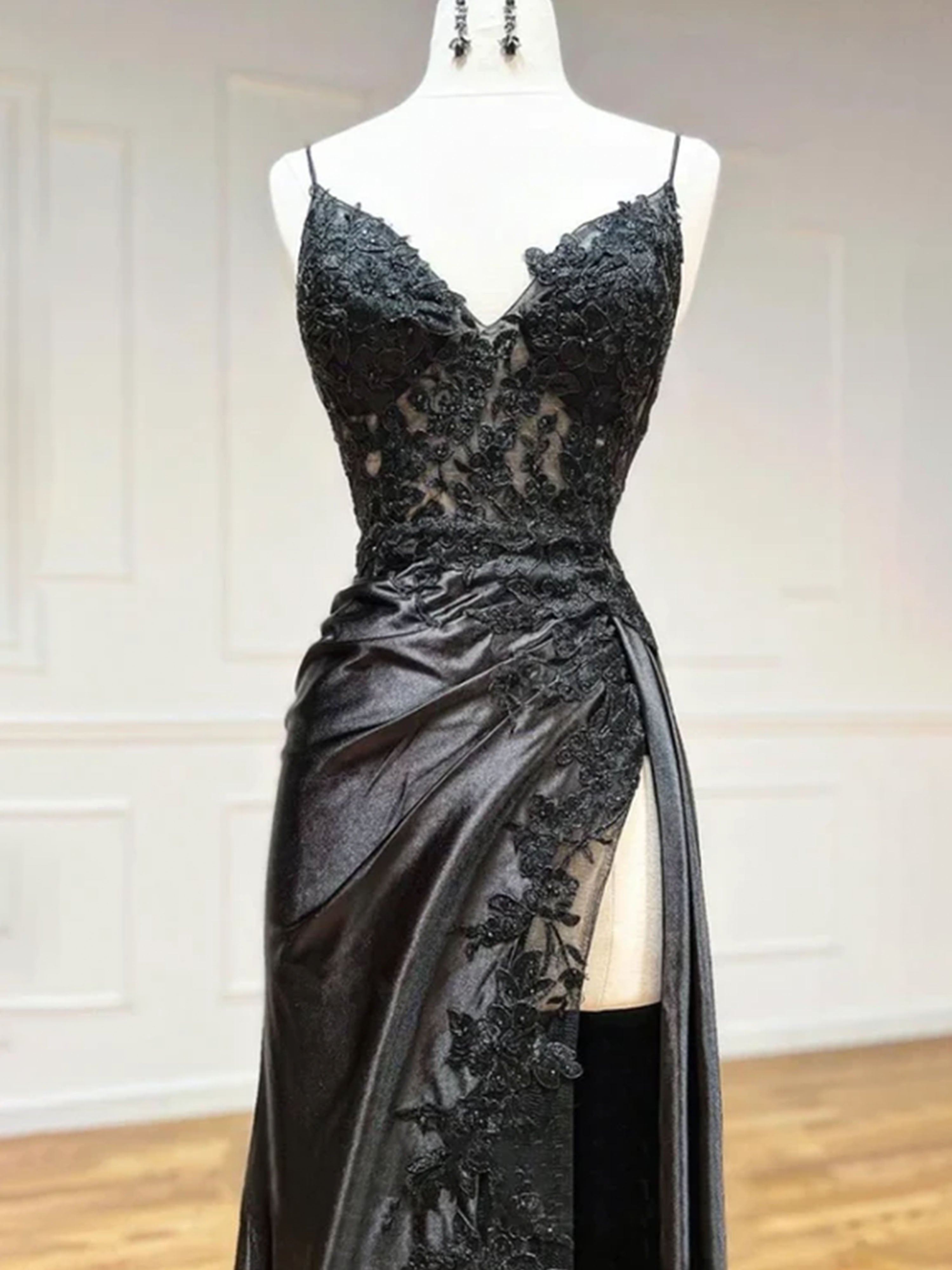 Mermaid Spaghetti Straps Lace Appliques Prom Dress with Slit