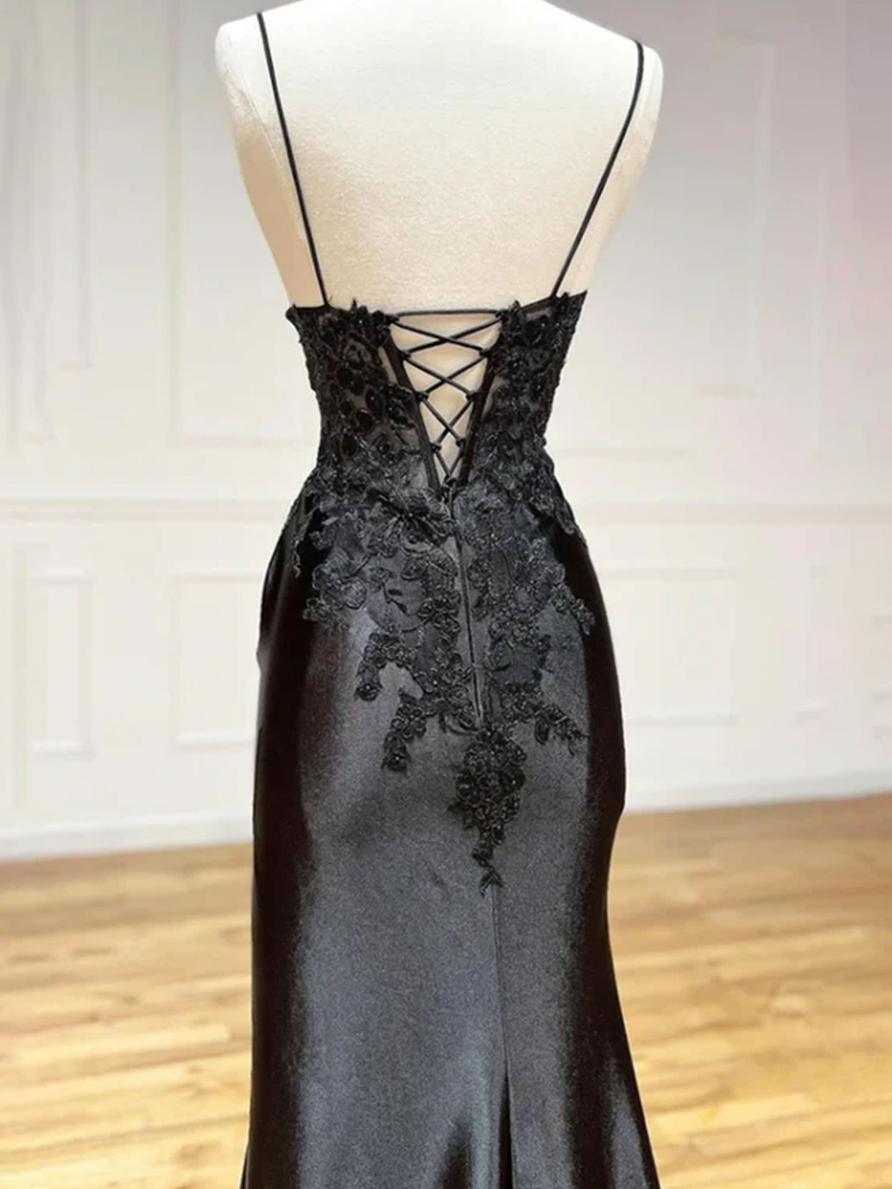 Mermaid Spaghetti Straps Lace Appliques Prom Dress with Slit