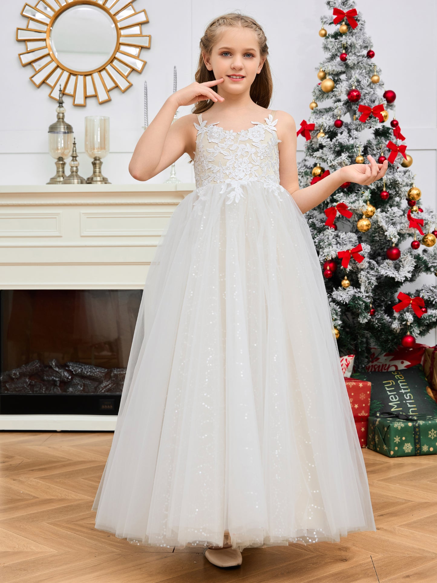 Appliques Spaghetti Straps Junior Bridesmaid Dress