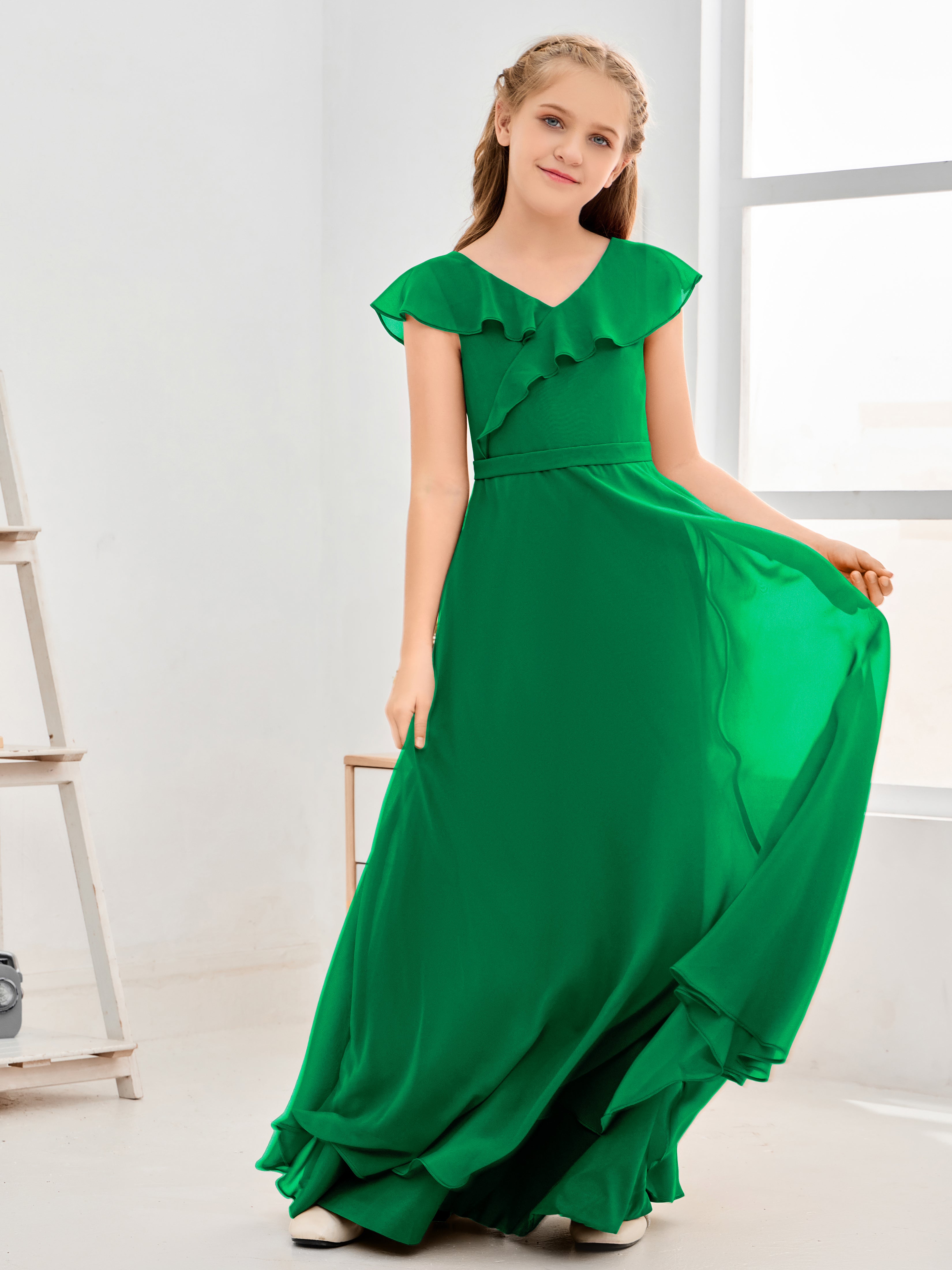 V Neck Ruffles Chiffon Junior Bridesmaid Dresses