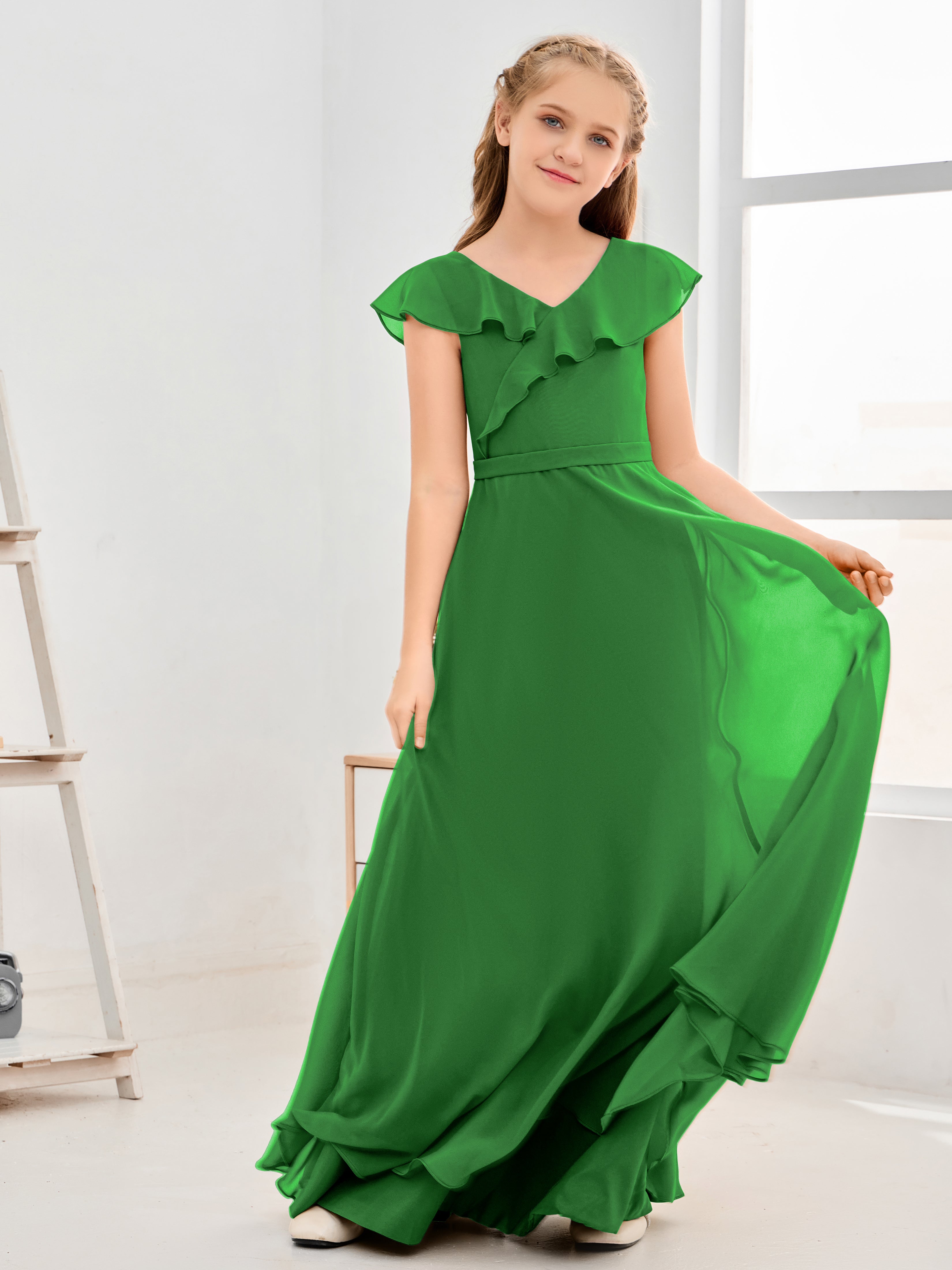 V Neck Ruffles Chiffon Junior Bridesmaid Dresses