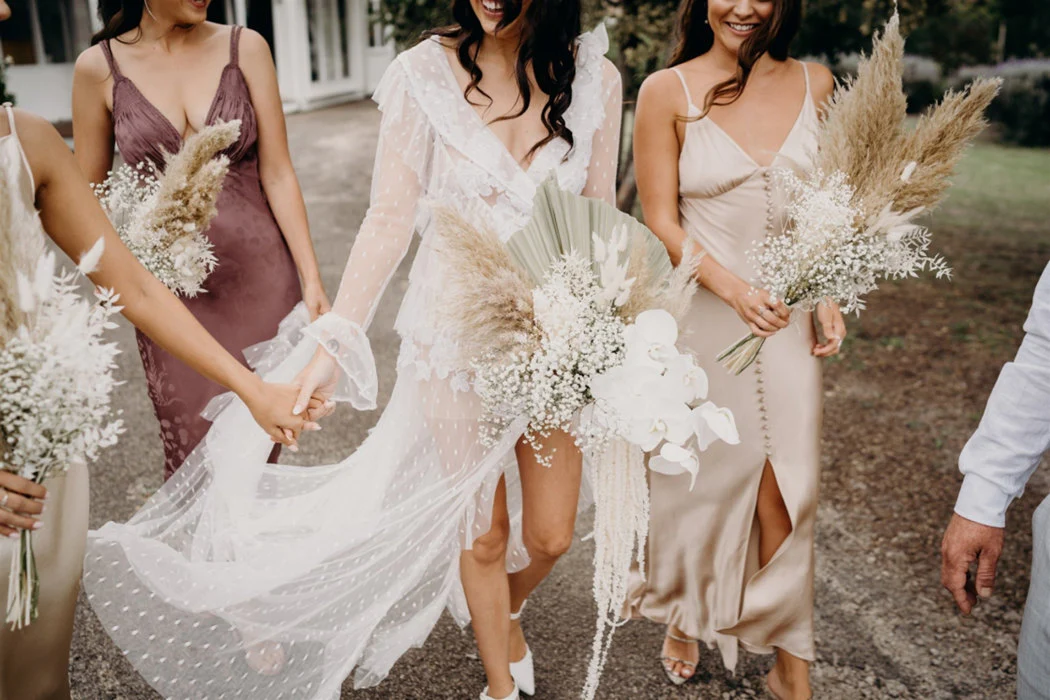 Cicinia Reviews | Models vs Real Bridesmaids: Why Reality Is Better Than Expectations When It Comes To Our Dresses