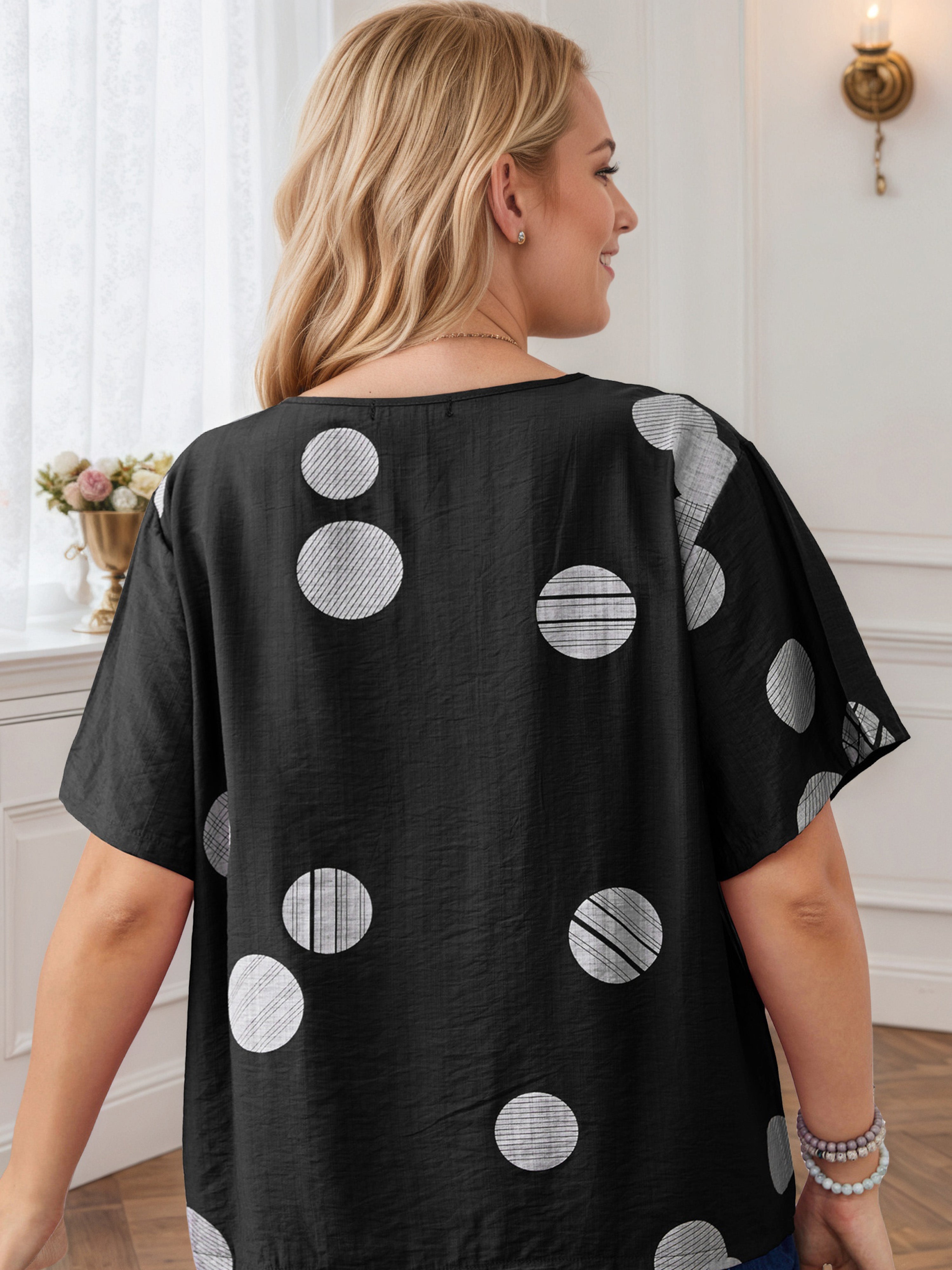 Plus Plain Patchwork Circle Print Black Blouse