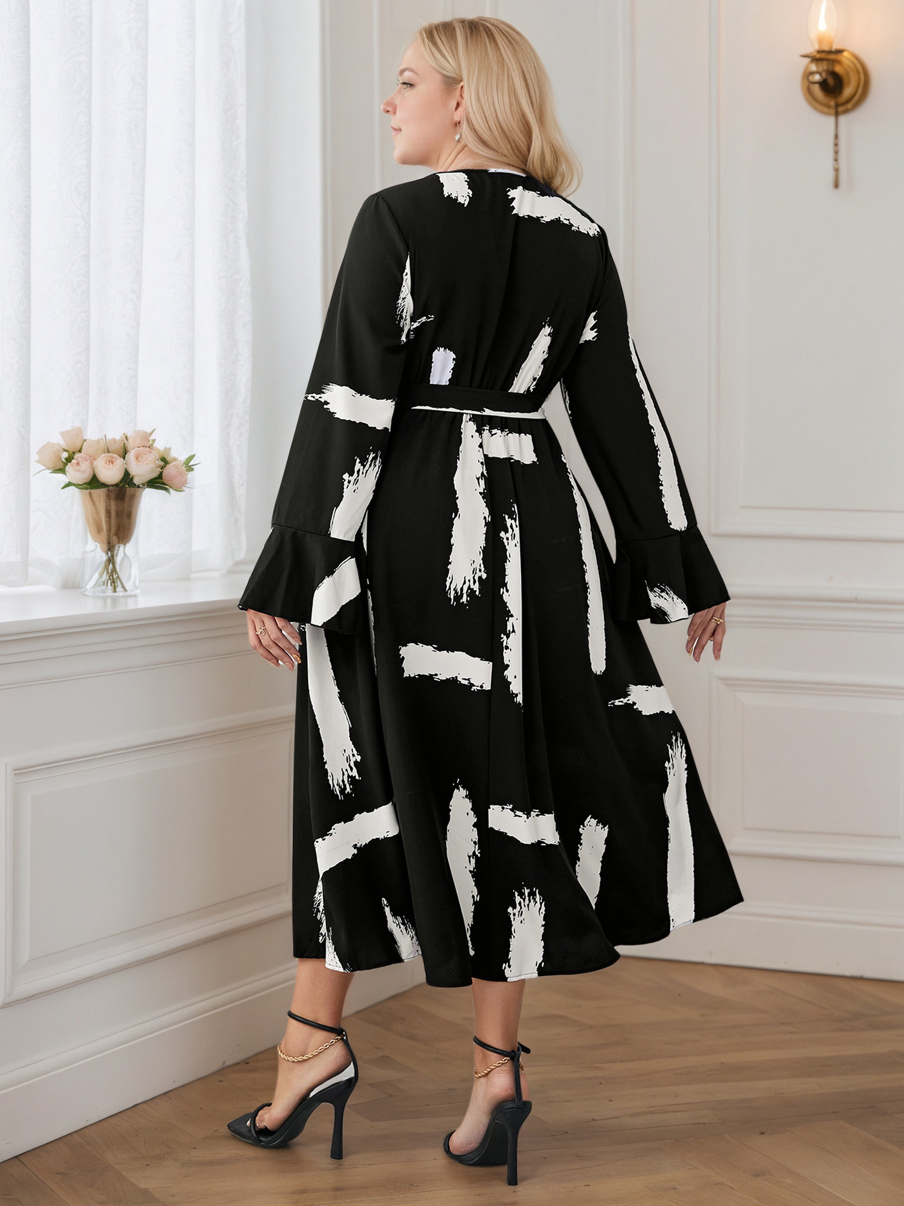 V-Neck Trumpet Sleeve Black Plus Size Dress with Belt
