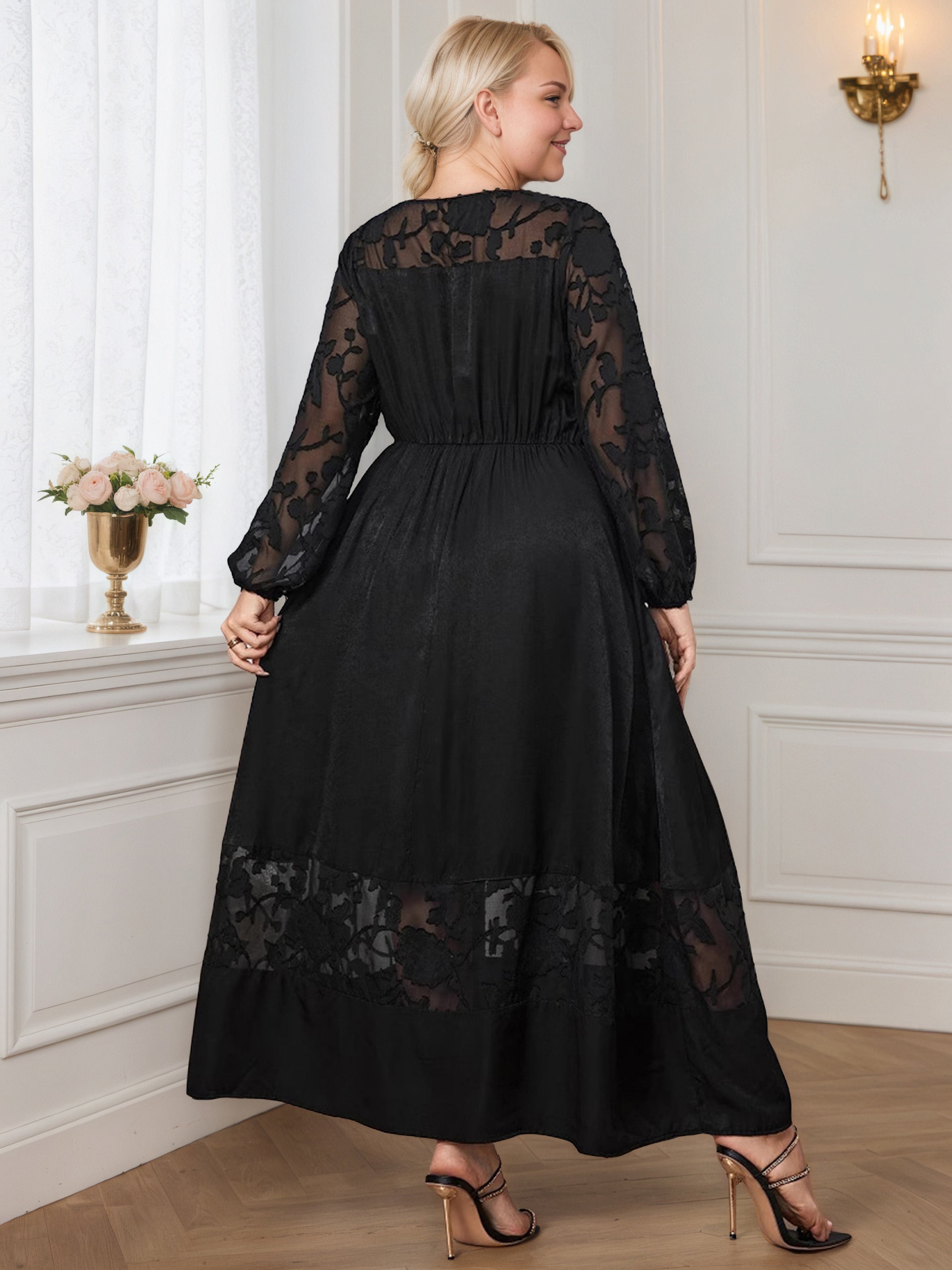 Black Round Neck Plus Size Dress with Illusion Long Sleeves