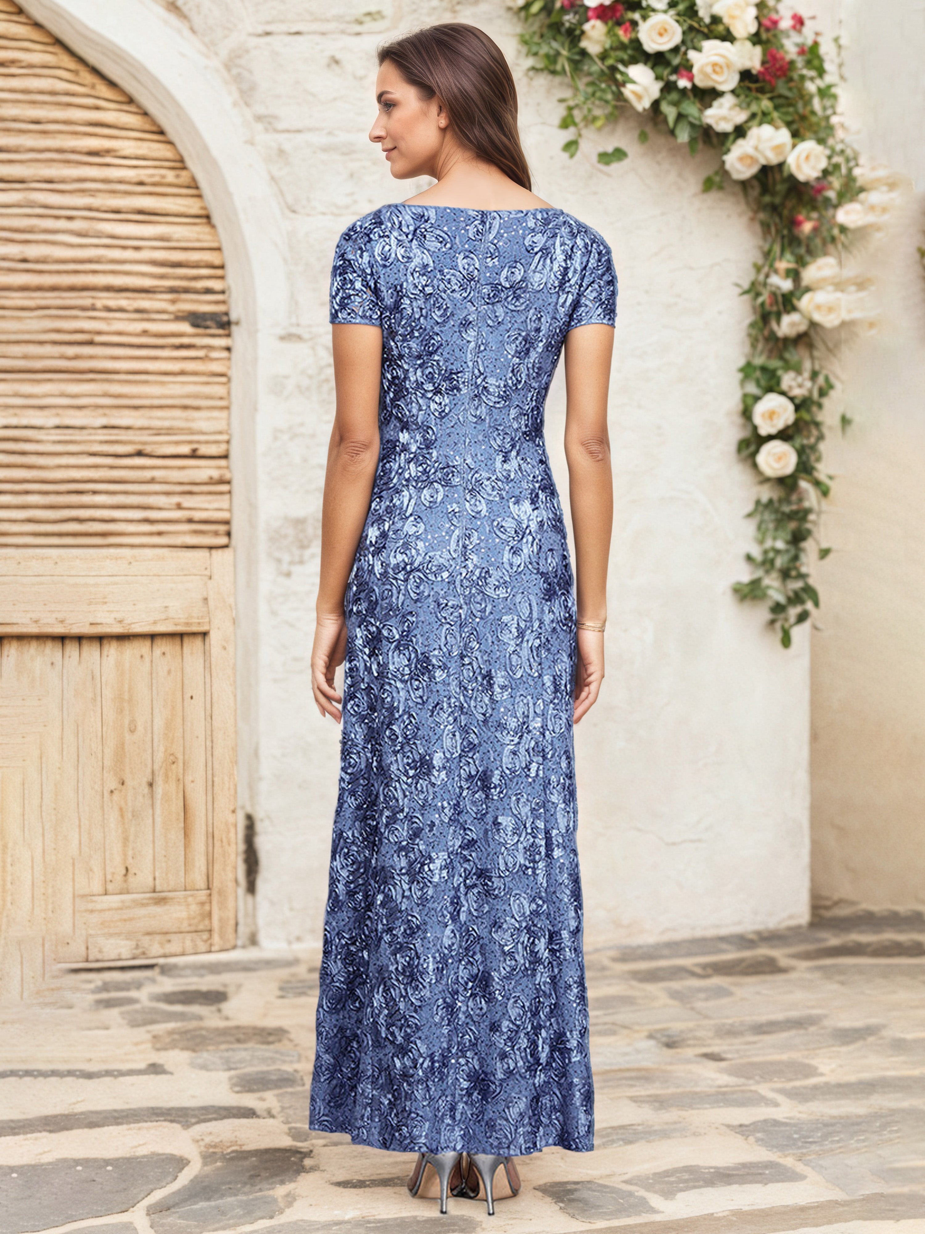 Sheath/Column Short Sleeves Round Neck Floral Blue Mother Of The Bride Dresses