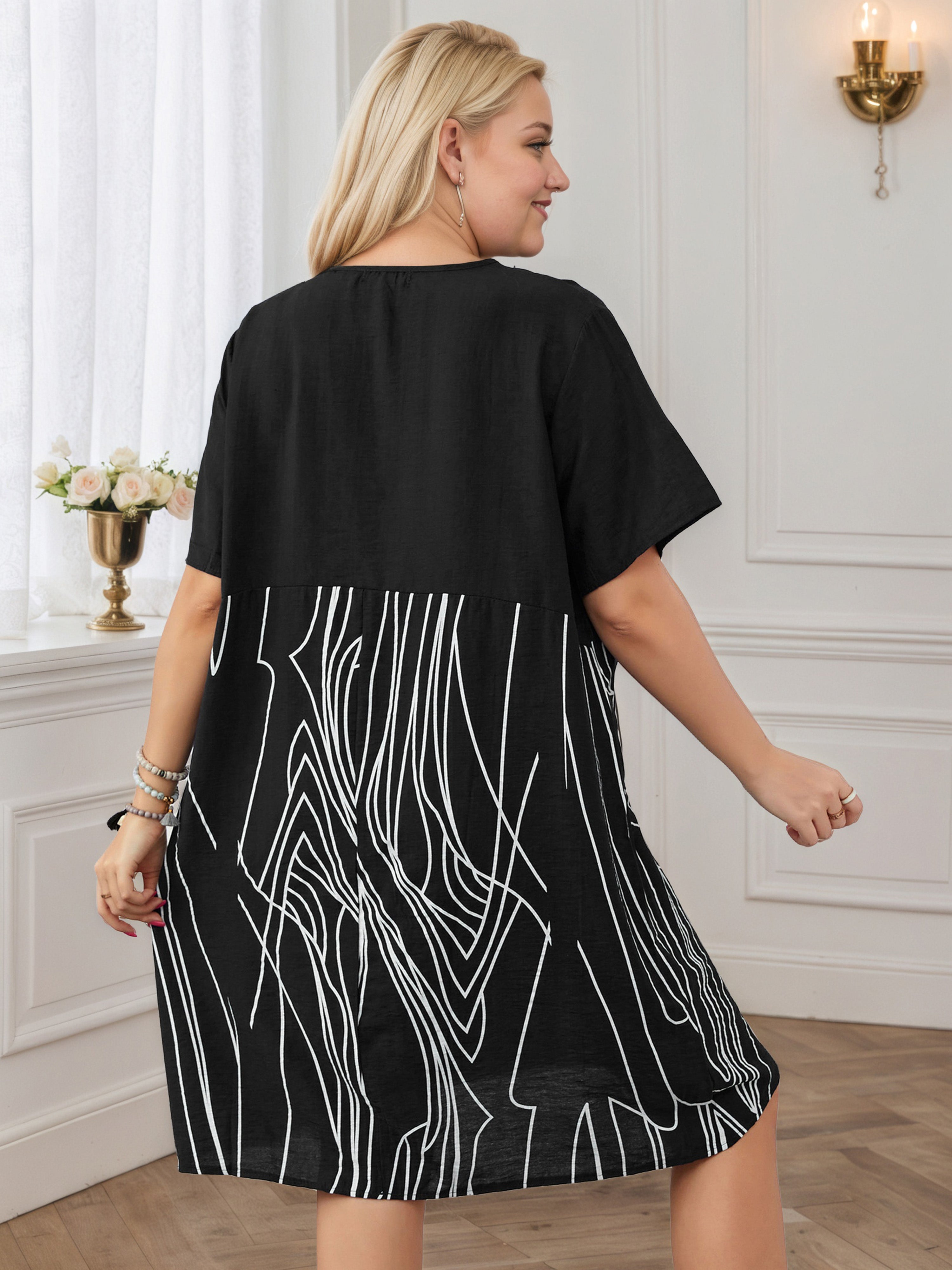 A-Line Short Sleeves Graphic Printed Black Plus Size Dress