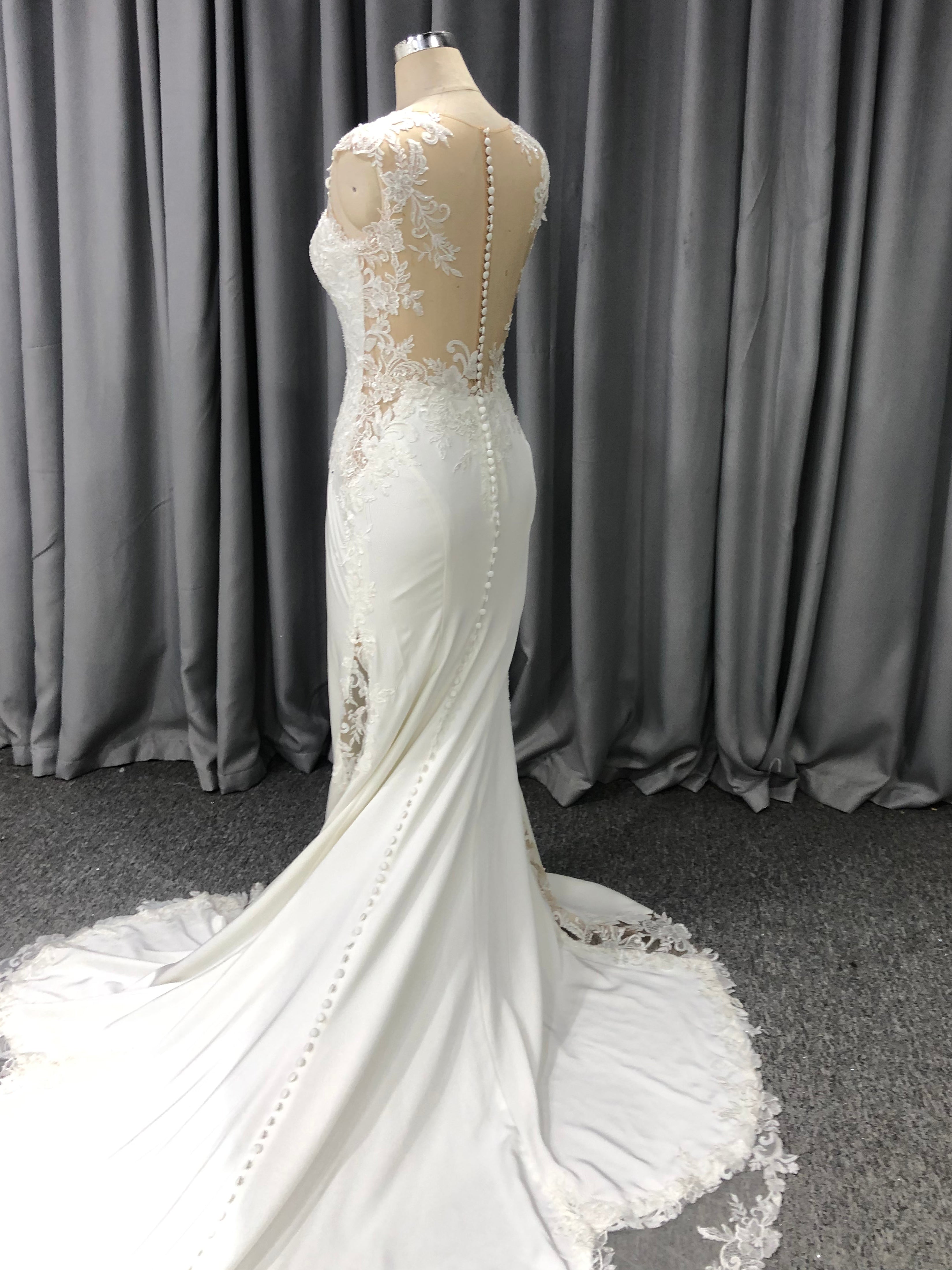 Mermaid Sheath Sweetheart Court Train Sleeveless Wedding Dresses With Lace