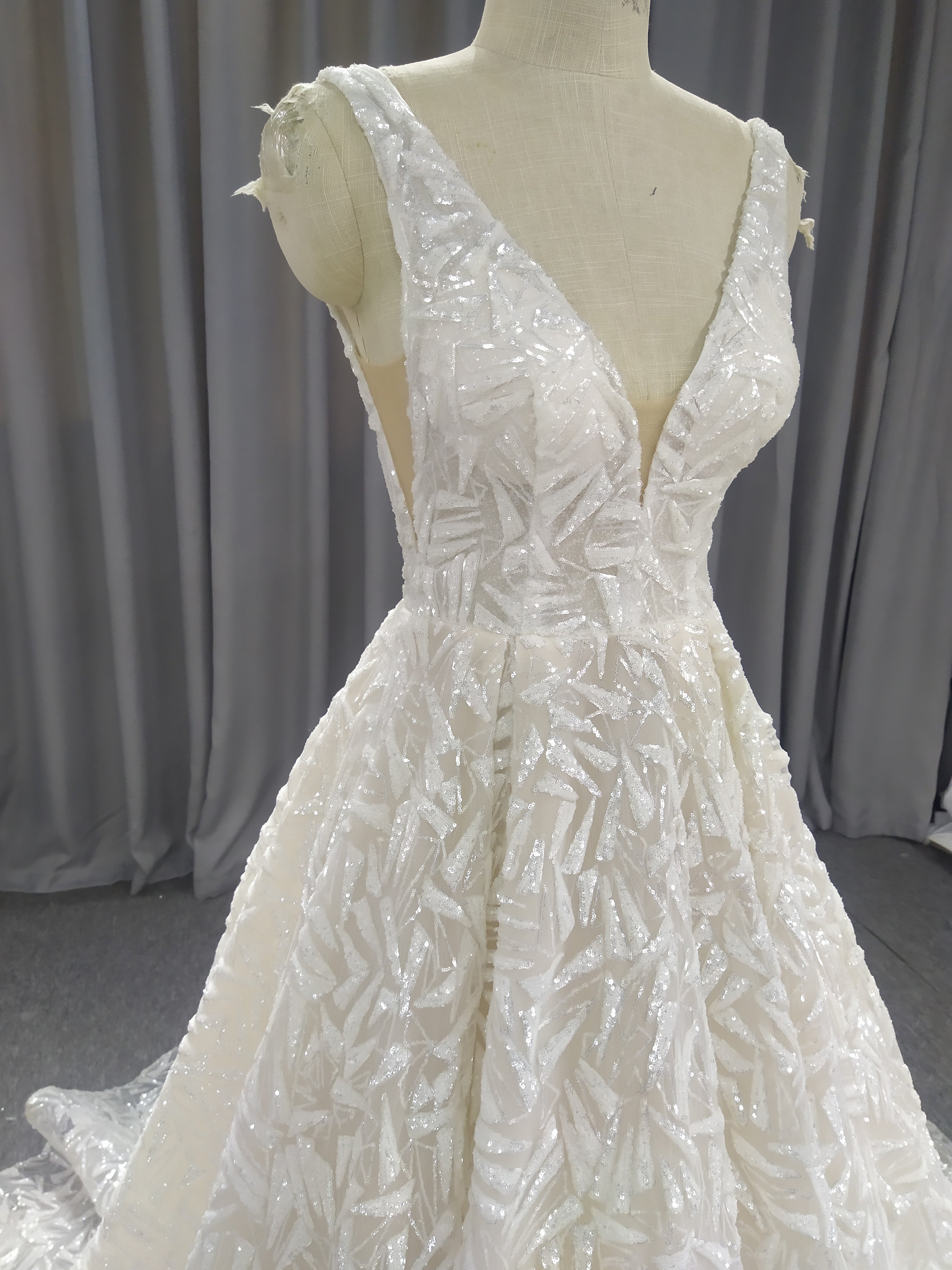 A-Line V-Neck Court Train Lace Wedding Dresses