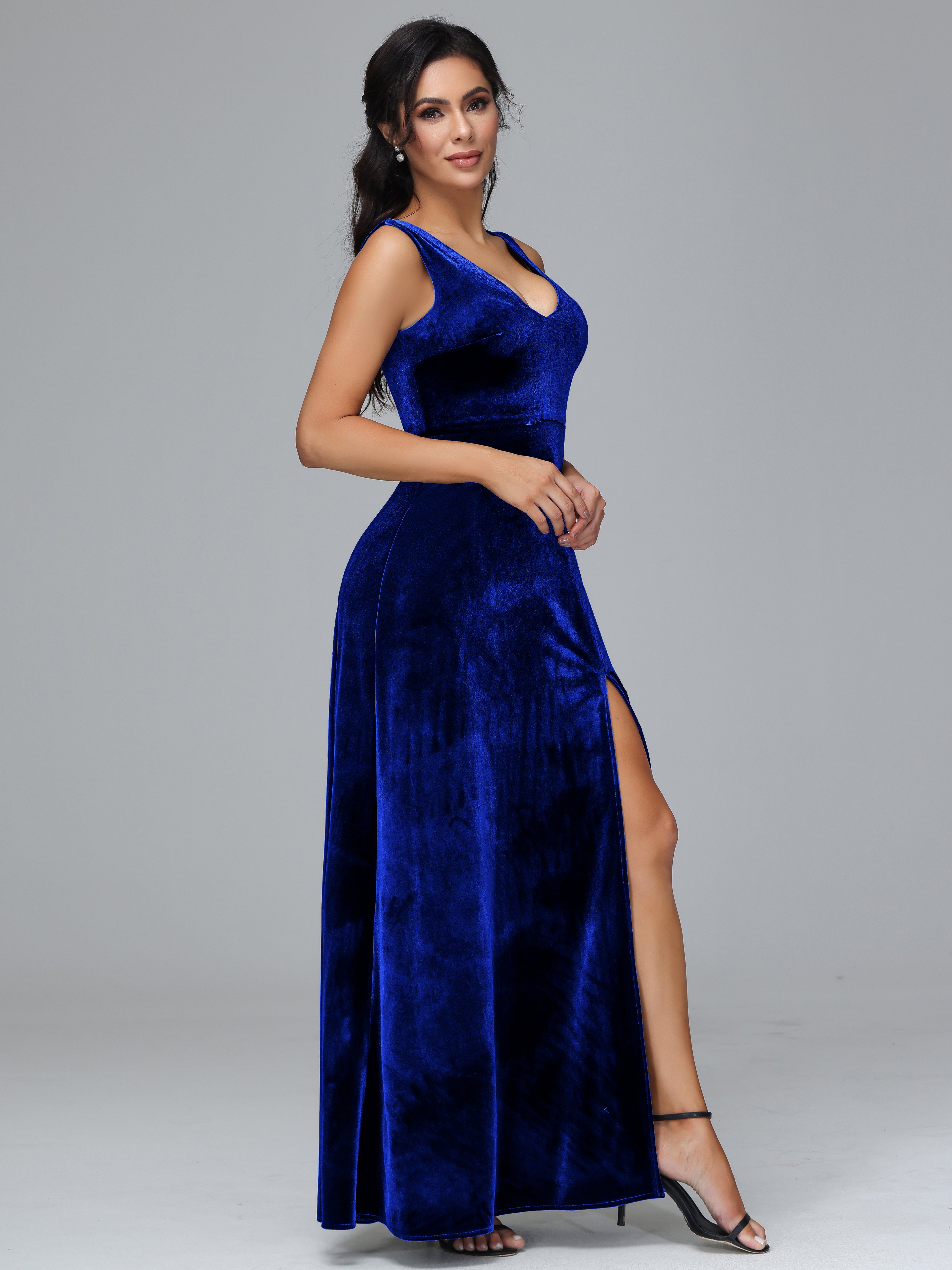 Straps V-Neck Split Velvet Bridesmaid Dresses