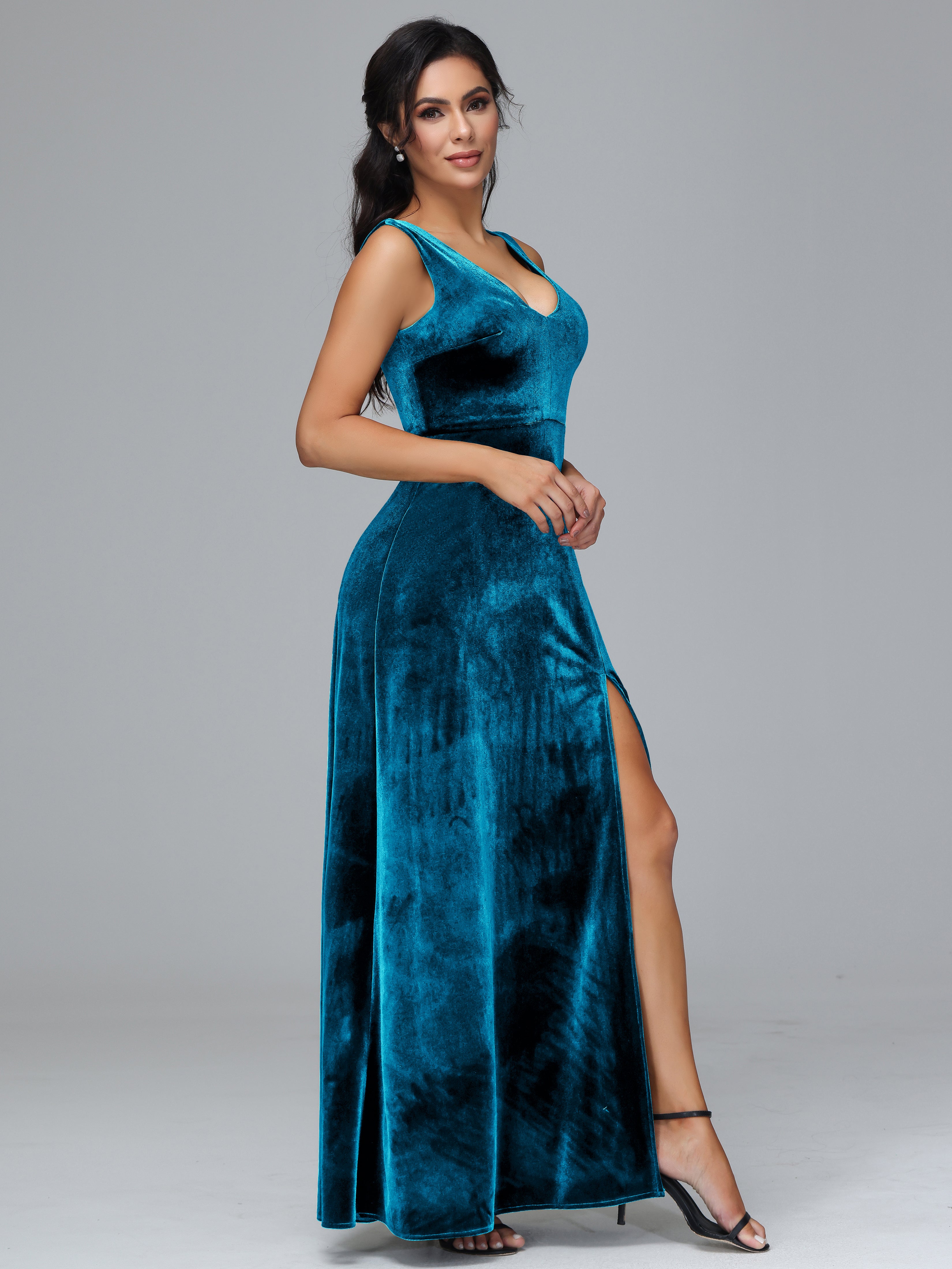 Straps V-Neck Split Velvet Bridesmaid Dresses