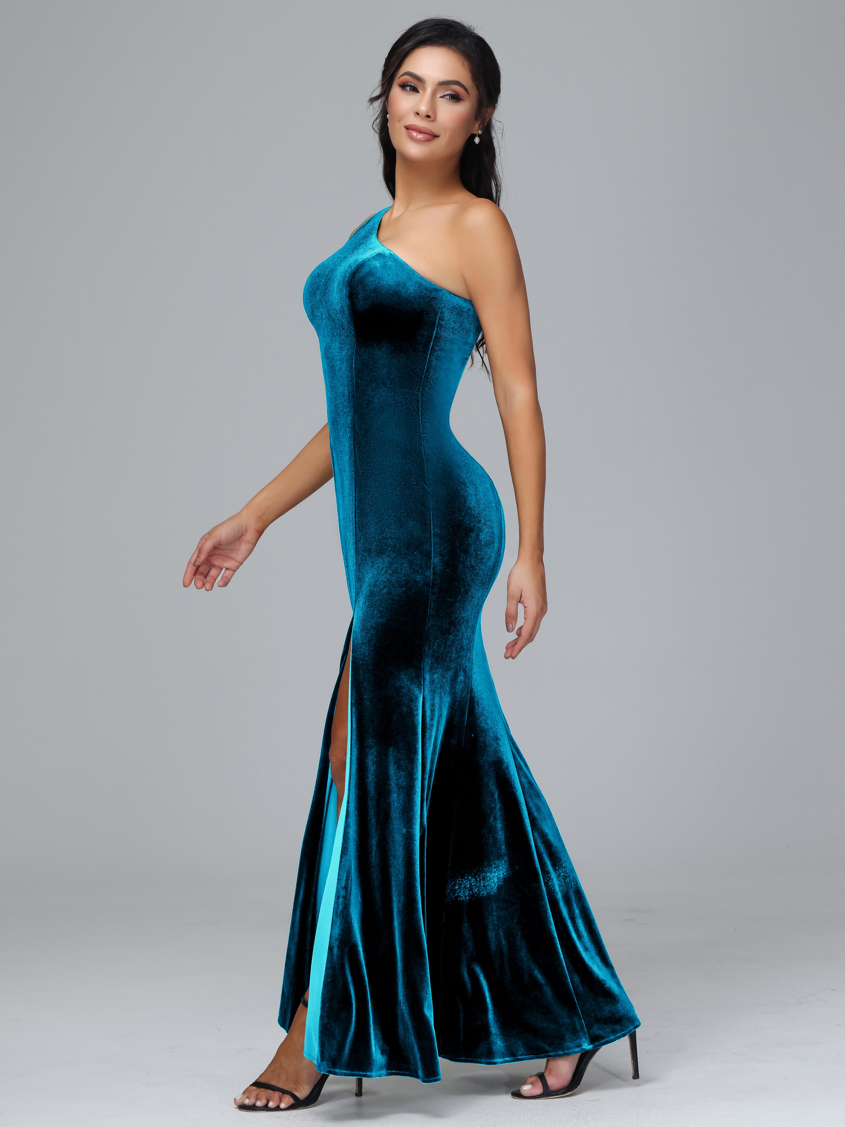 Sheath/Column One Shoulder Long Velvet Bridesmaid Dresses With Split