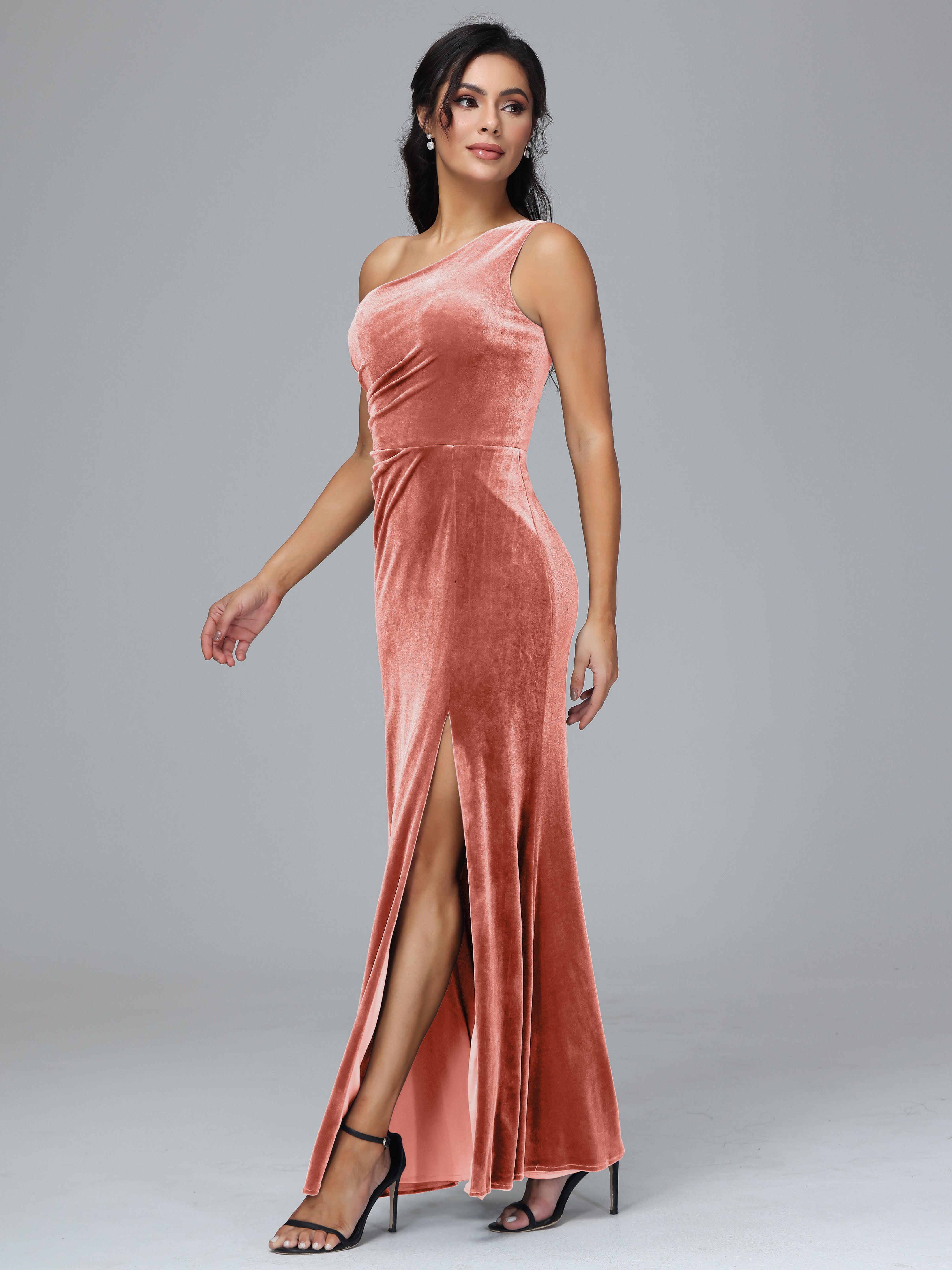 One Shoulder Pleats Long Velvet Bridesmaid Dresses With Split